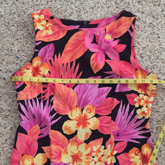 🌴Tropical print dress🌴 - Picture 5 of 8